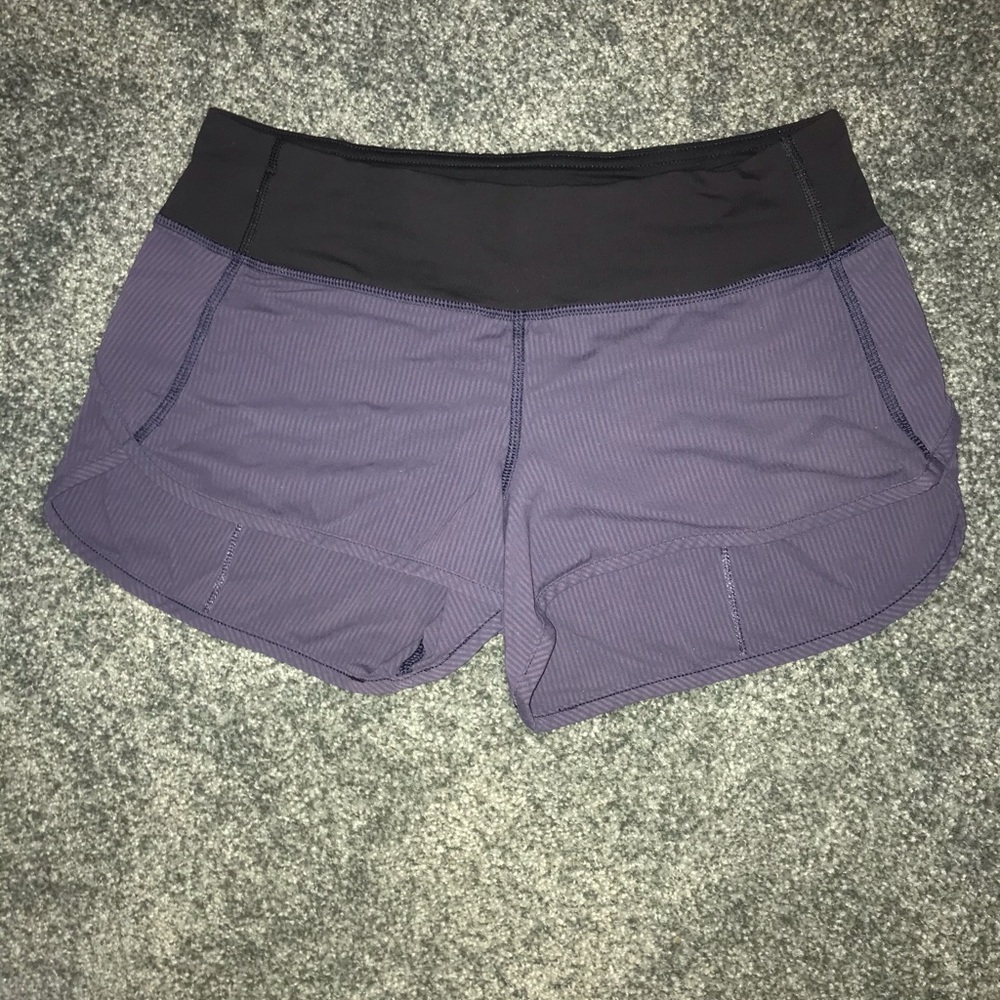 navy blue lulu lemon shorts size 4 NWOT